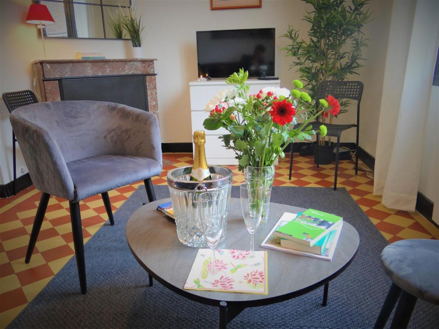 Au Fil De L'eure, Quartier Authentique Et Plein De Charme Appartement