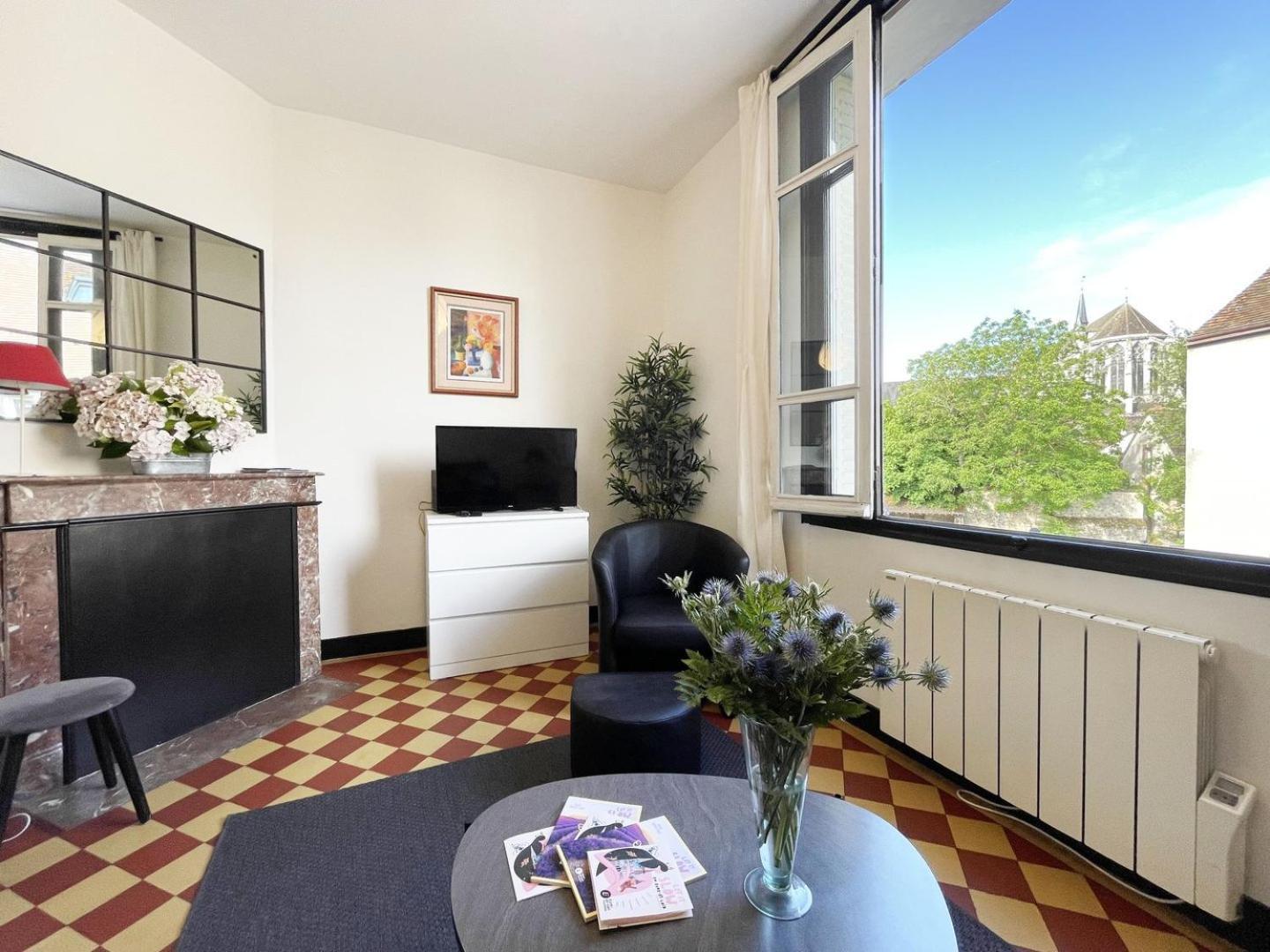 Appartement Au Fil De L'eure, Quartier Authentique Et Plein De Charme *